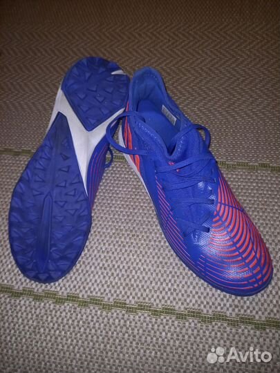 Футбольные бутсы сороконожки Adidas Predator, 39 р