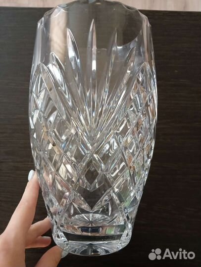 Хрустальная ваза