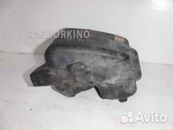 Бачок омывателя Ниссан