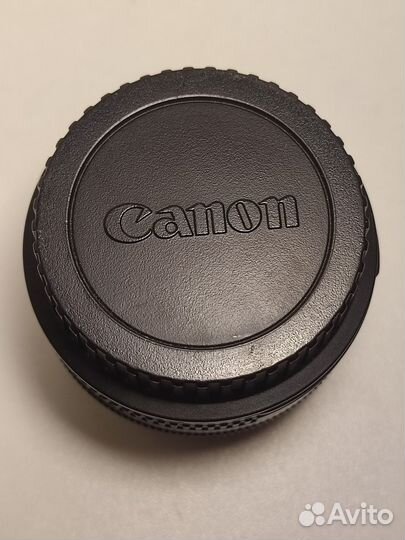 Объектив Canon EF 35mm f/2.0