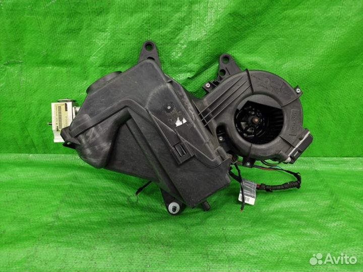 Отопитель (печка) в сборе задняя Volvo XC90 02-15