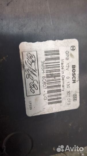 Вентилятор радиатора Volvo S40 2004, 2007