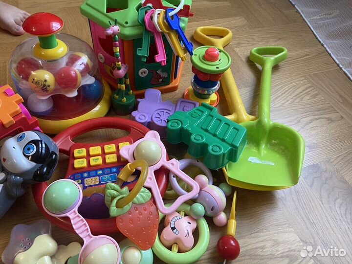 Игрушки пакетом для малышей