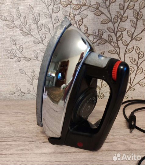 Утюг СССР с парогенератором и терморегулятором