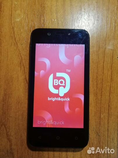 Телефон BQ