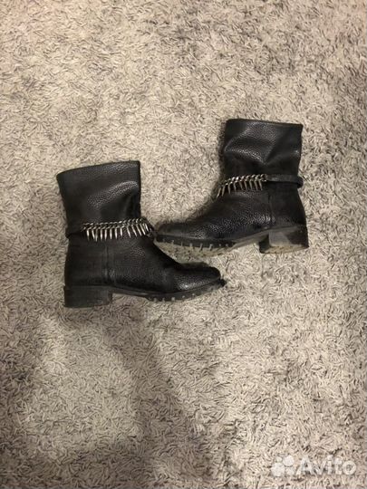 Ботинки