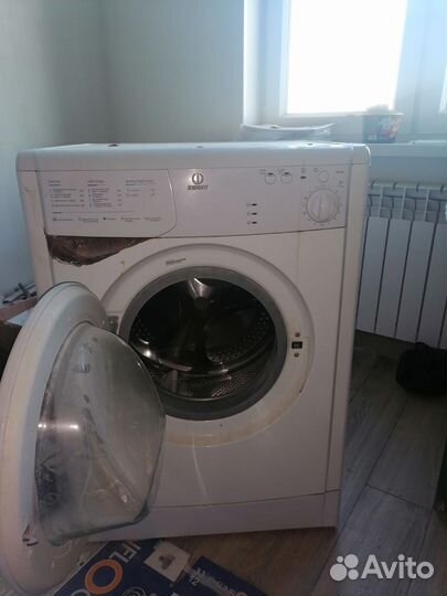 Стиральная машина indesit