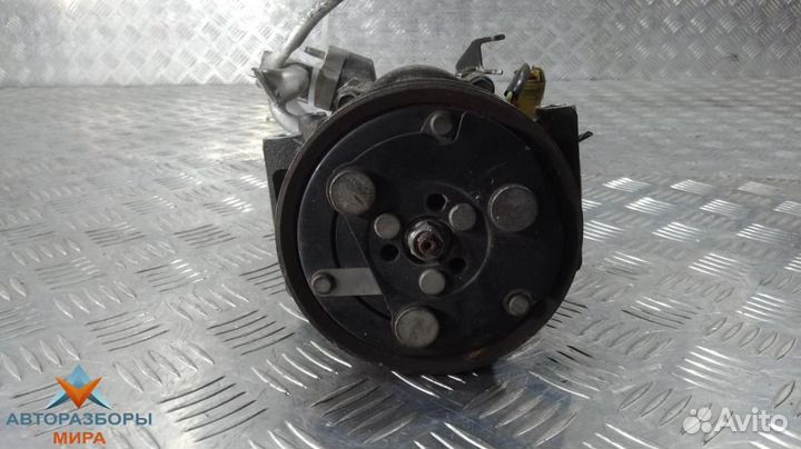 Компрессор кондиционера Mini Cooper R56 2007