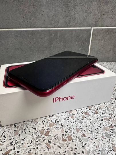 iPhone Xr, 64 ГБ