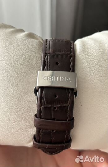 Продам часы Certina