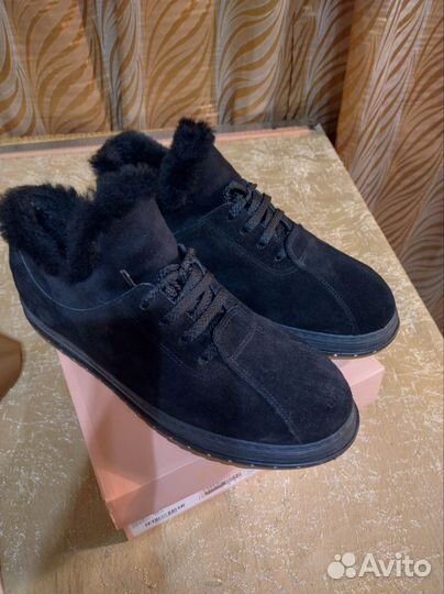 Ботинки женские зимние 40, натур. замша