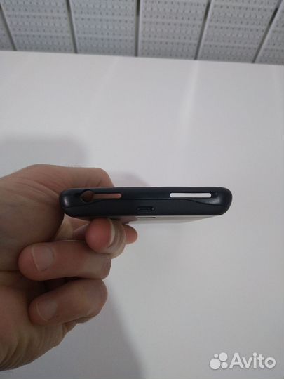 Чехол-аккумулятор iPhone BackClip Battery 3700mAh