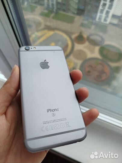 iPhone 6S, 32 ГБ