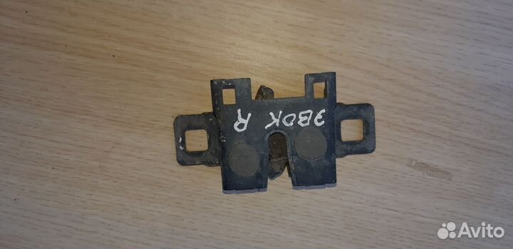 Замок капота Land Rover Range Rover Evoque