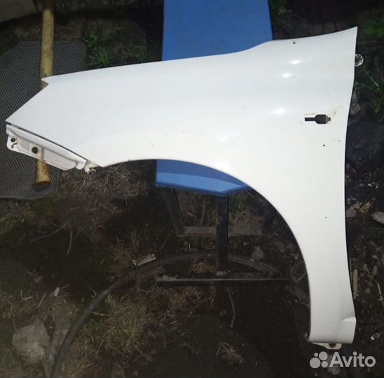 Переднее крыло