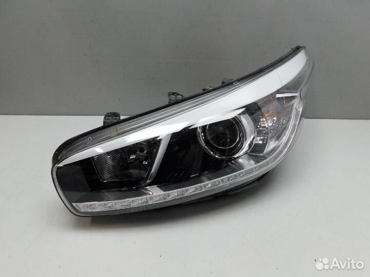 Фара левая Kia Ceed