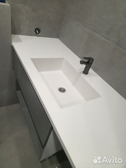 Столешница из камня с раковиной