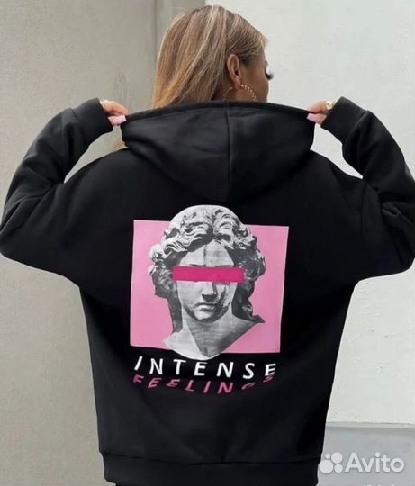 Свитшот женский оверсайз