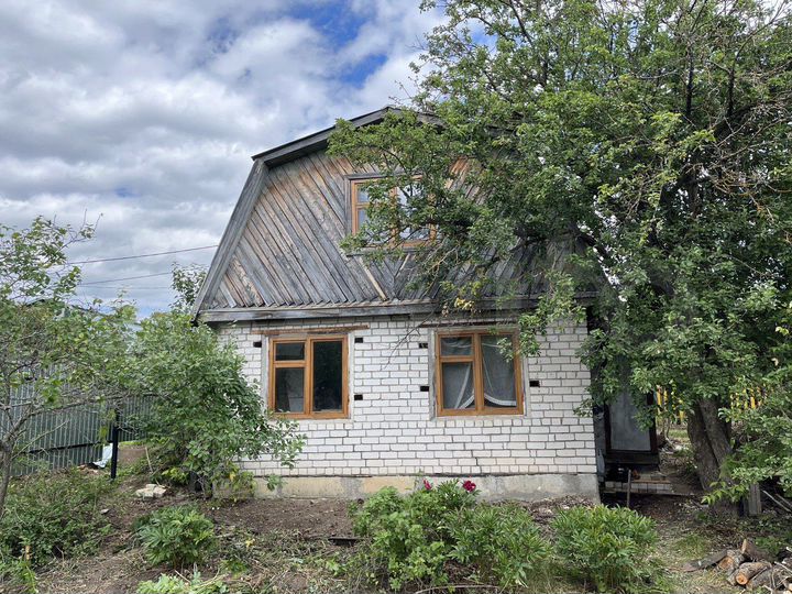Дача 40 м² на участке 4 сот.