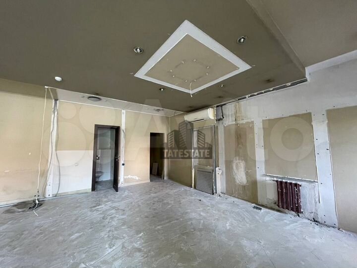 Торговое/ кофейню первая линия центр 125 кв.м