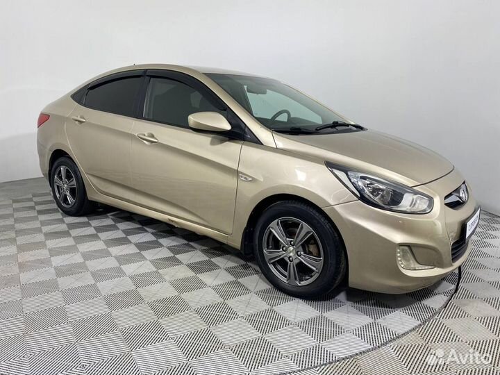 Hyundai Solaris 1.6 МТ, 2013, 180 000 км