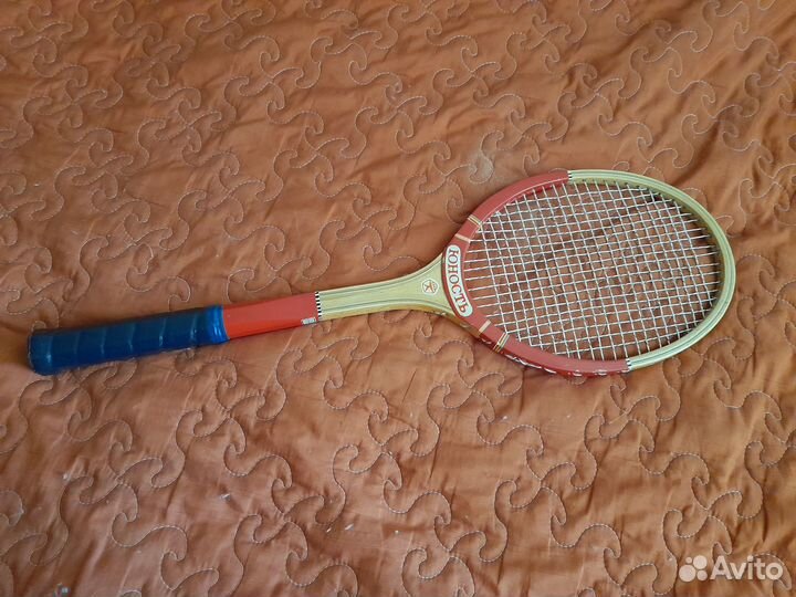 Ракетка для большого тенниса