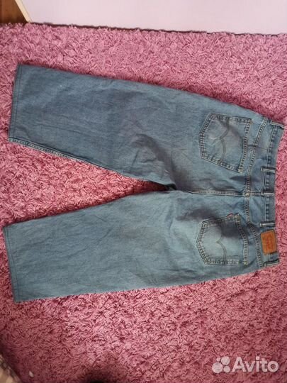 Широкие джинсы Levi's 550