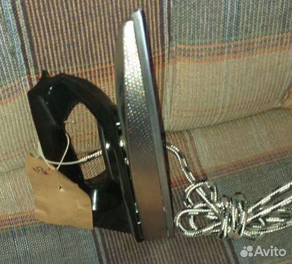 Радиоприемник,утюг.Вещи из ссср,винтаж