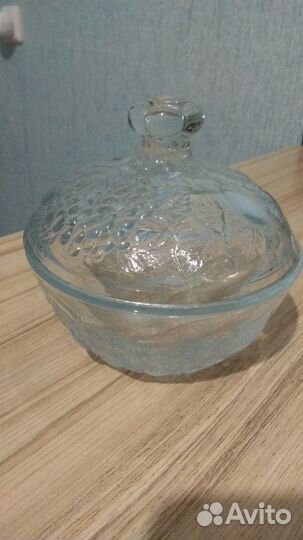 Сахарница, конфетница