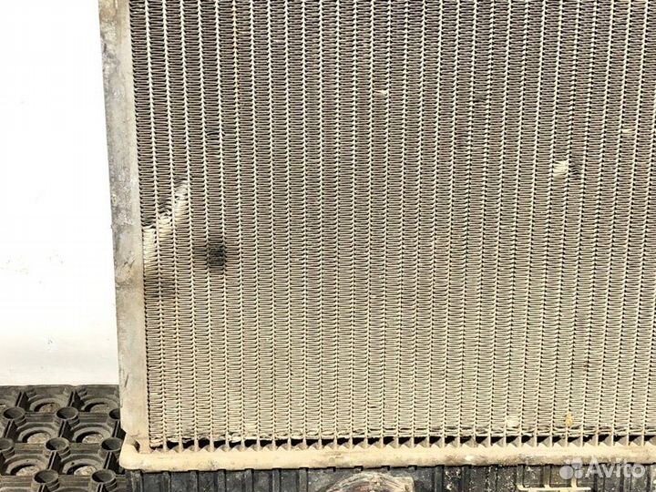 Радиатор охлаждения двигателя Iveco Stralis 2003