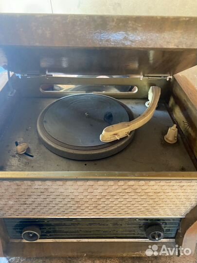 Радиола рекорд 61