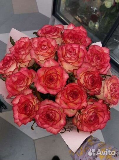 Розы доставка Заказать букет на дом