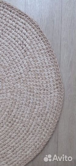 Вязаный коврик ручная работа d-66 см