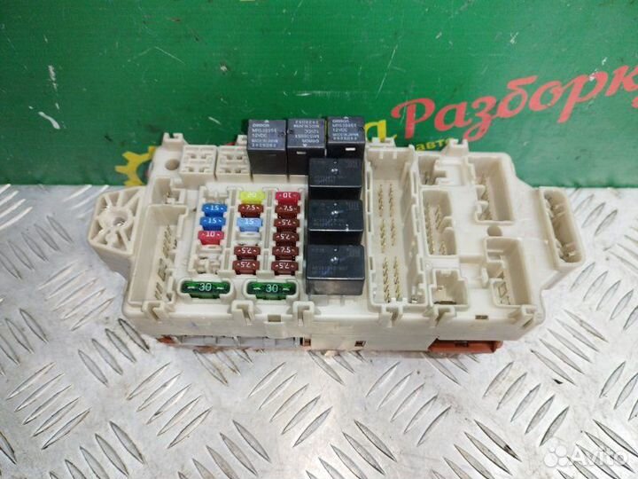 Блок предохранителей Mitsubishi Lancer 9 седан