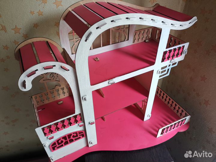 Кукольный домик