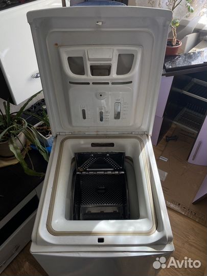 Стиральная машина с вертикальной загрузкой