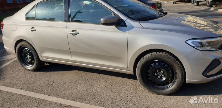 R16 Bridgestone Blizzak VRX 205/55, PCD 5x100 DIA 57.1