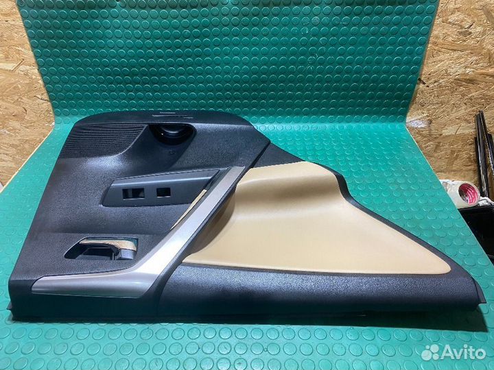 Обшивка двери задней левой Toyota RAV4 IV рестайлинг (2015—2019)