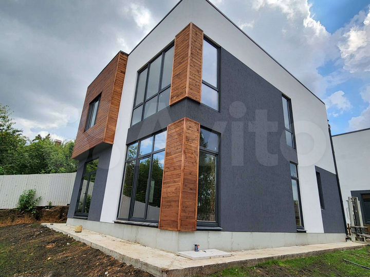 Коттедж 170 м² на участке 10 сот.