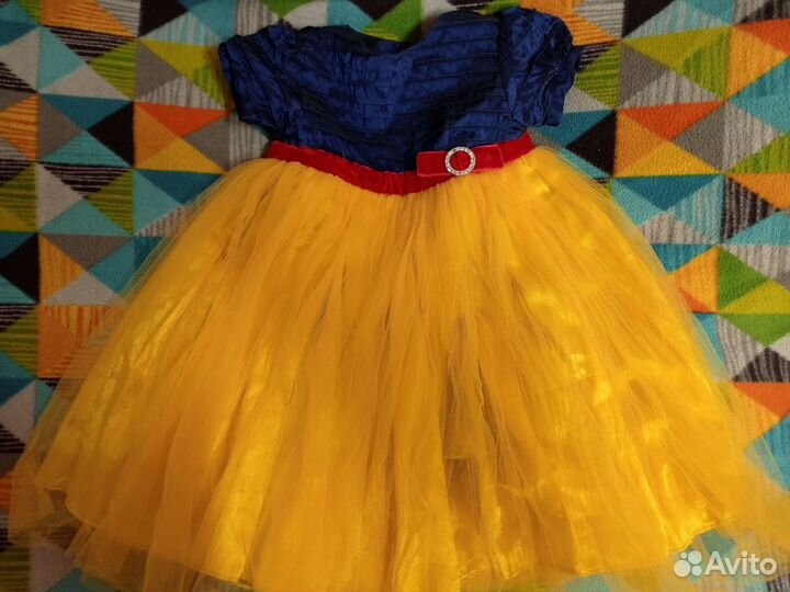 Нарядное платье для девочки