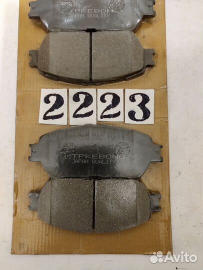 Тормозные колодки Toyota Estima ACR30,40. 2006г