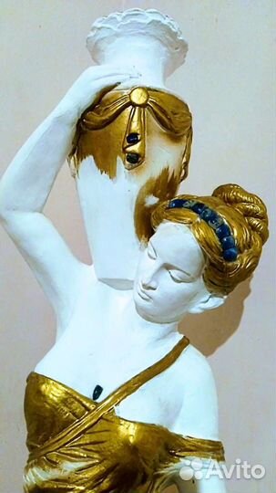 Скульптура с лазуритом