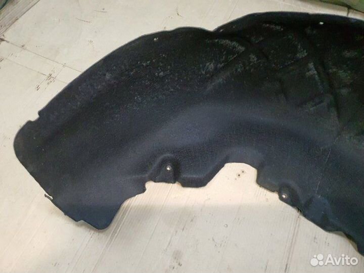 Подкрылок задний левый Porsche Cayenne 958 M4852