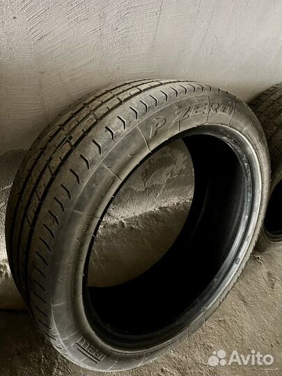 Pirelli P Zero 245/45 R20