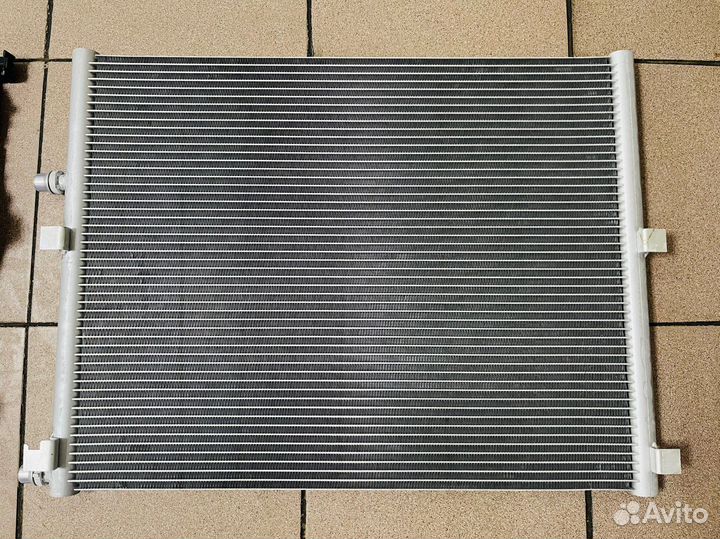 Радиатор охлаждения BMW G30 G31 G32 G11 G12