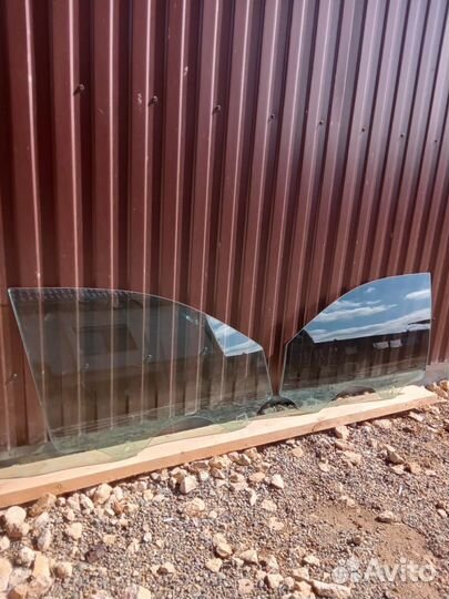 Стекла боковые на porsche cayenne