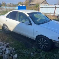 Nissan Bluebird Sylphy 1.5 AT, 2001, 266 000 км, с пробегом, цена 159 000 руб.