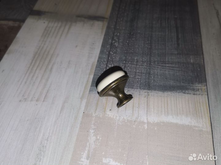 Мебельные ручки