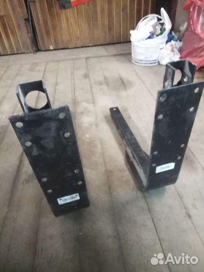 Кронштейн бака камаз