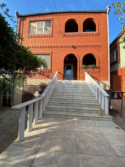 Дом 216 м² на участке 5,8 сот.